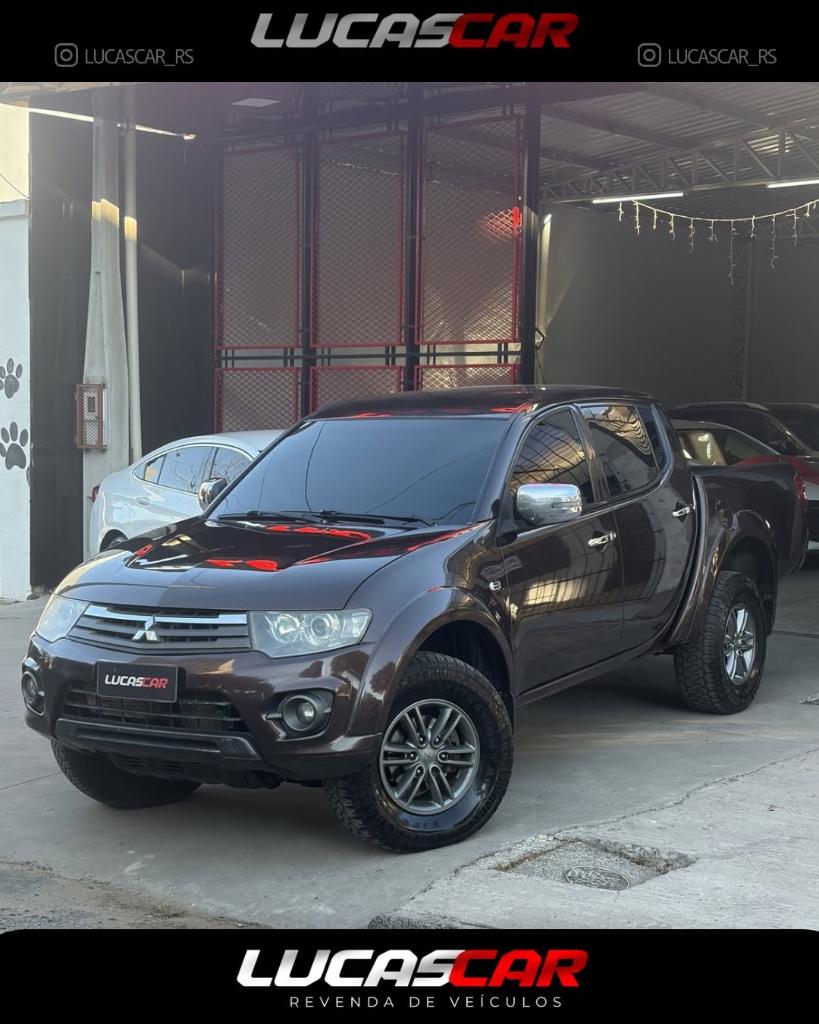 Mitsubishi L200 2015