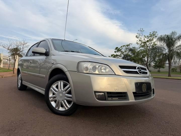 Chevrolet Astra Astra Sedan 2.0/ CD 2.0 MPFI 8V 4p Aut. 2004