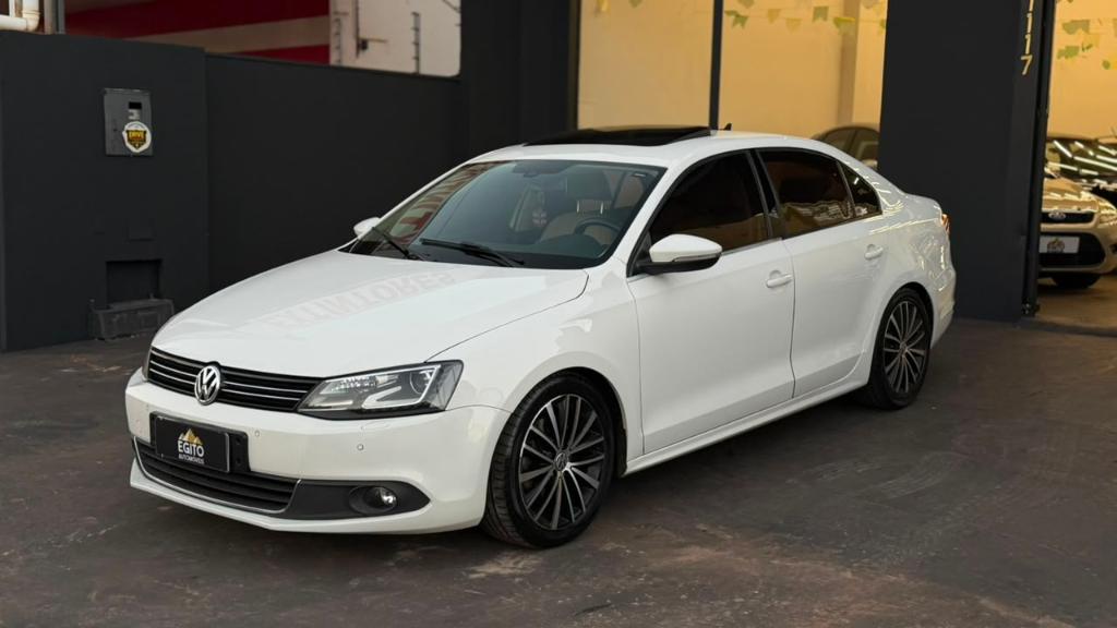 Volkswagen Jetta JETTA Highline 2.0 TSI 16V 4p Tiptronic 2013
