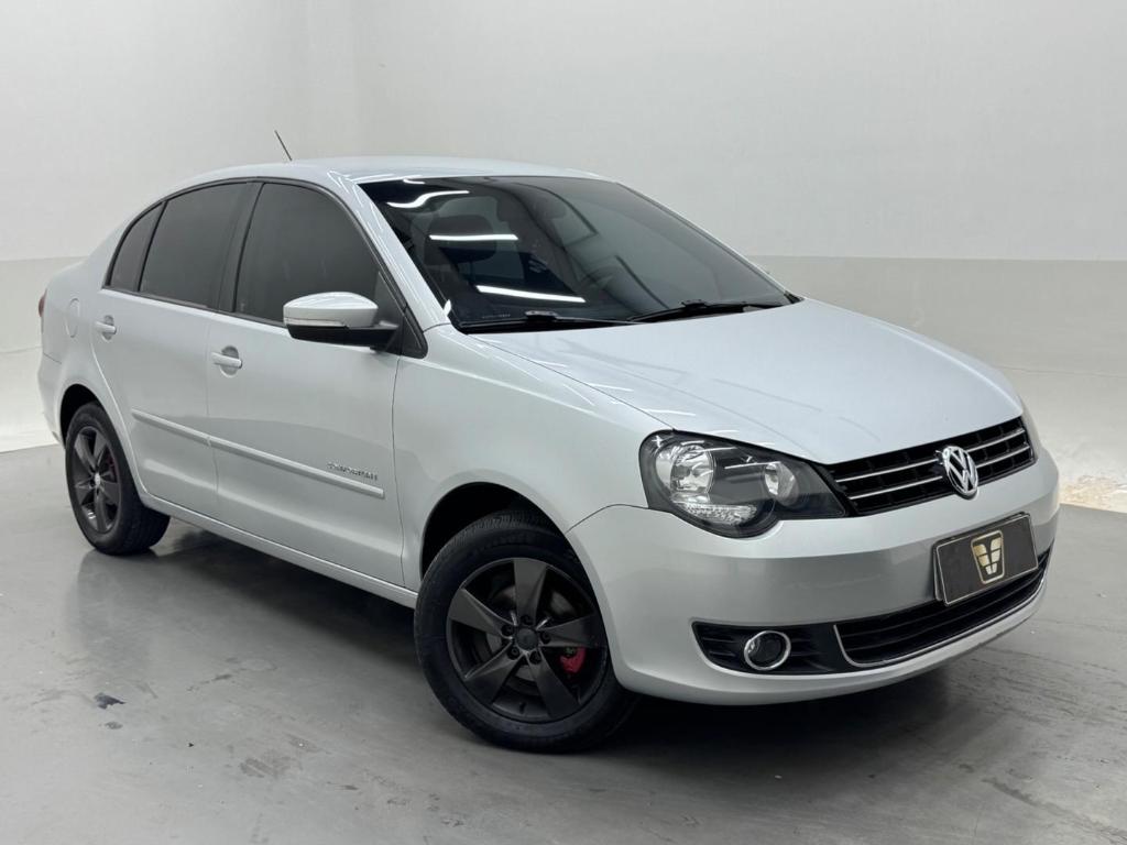 Volkswagen Polo 1.6 16V FLEX 2014