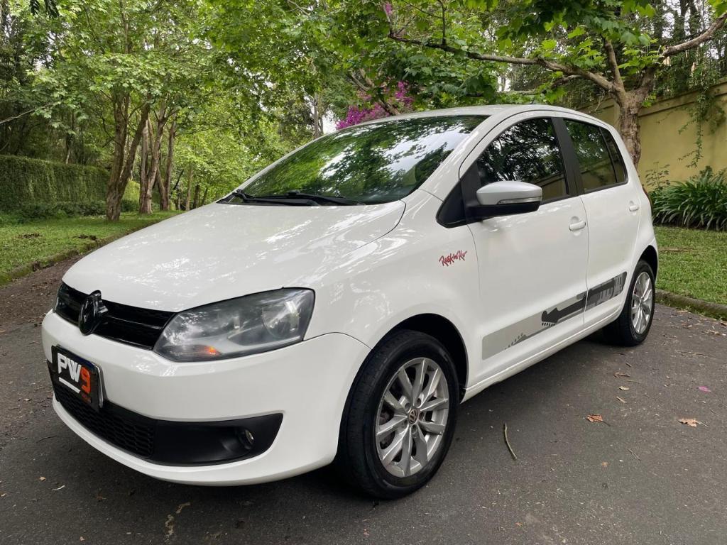 Volkswagen Fox Fox 1.6 Mi I MOTION Total Flex 8V 5p 2014