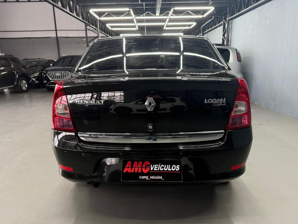 Renault Logan 2012