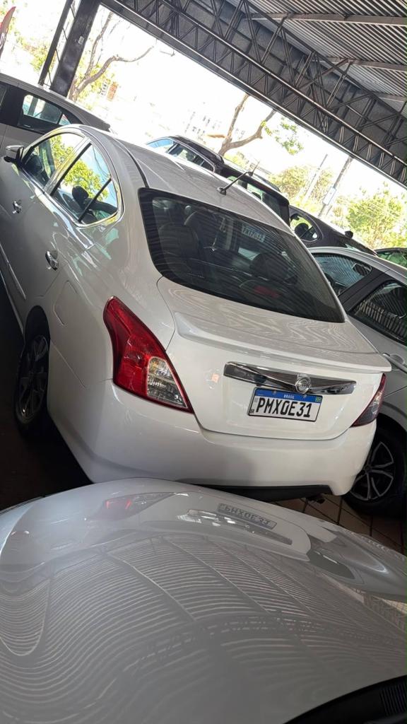 Nissan Versa