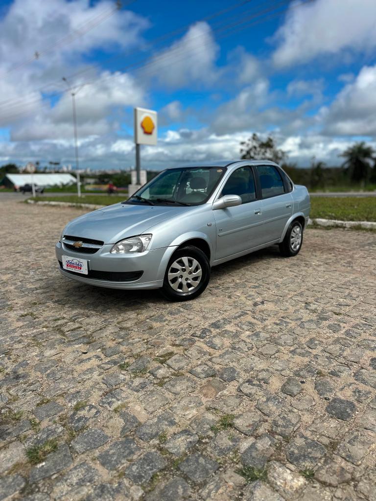 Chevrolet Classic 2011