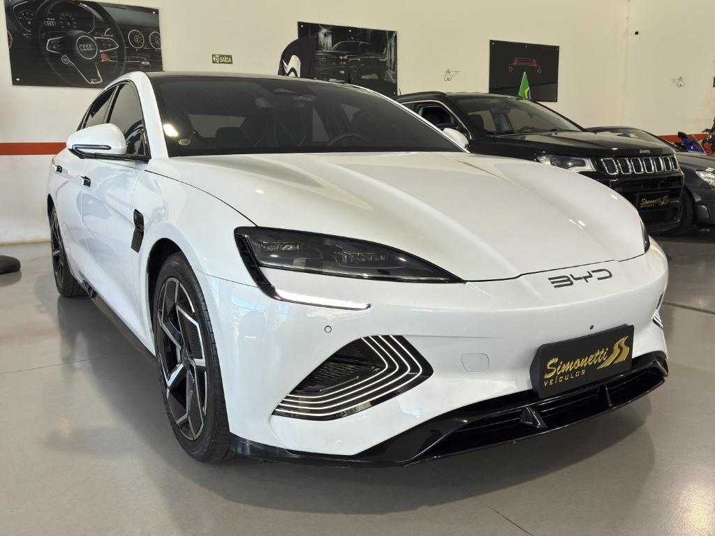 BYD Seal 2025