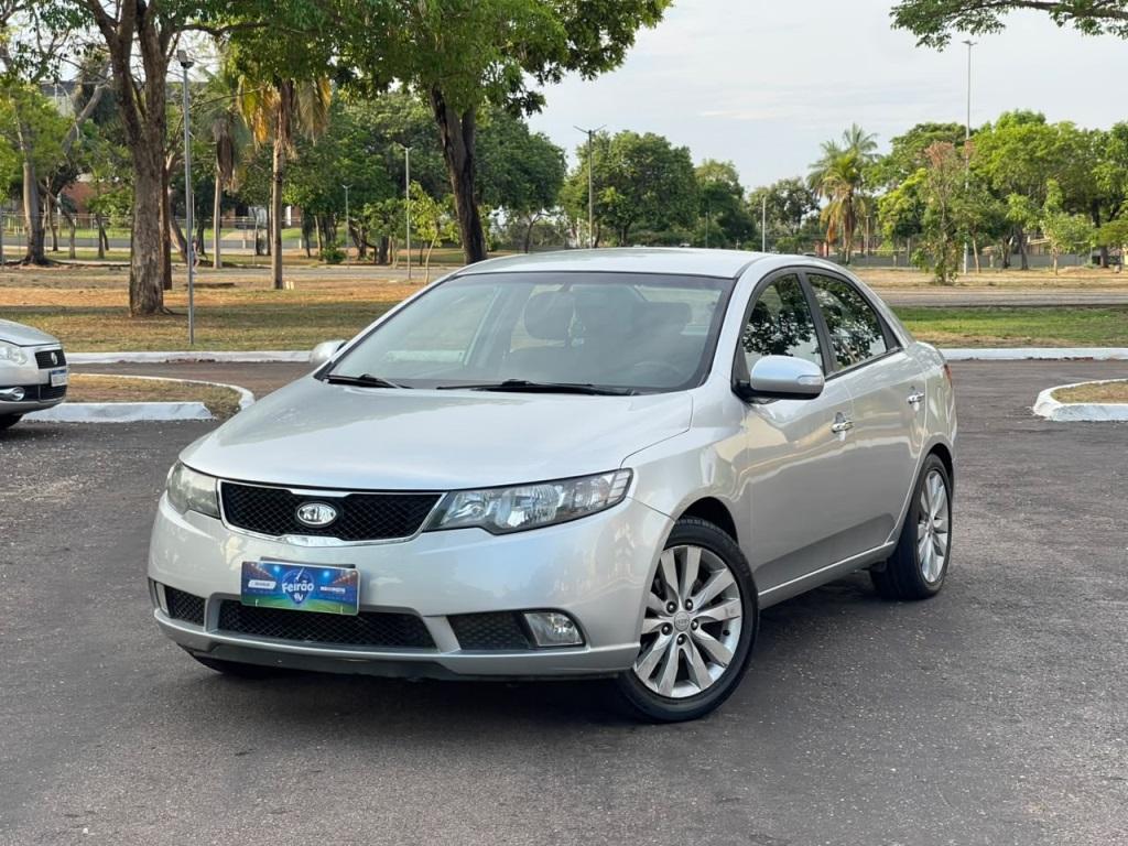 KIA Cerato 1.6 EX SEDAN 16V GASOLINA 4P AUTOMÁTICO 2010