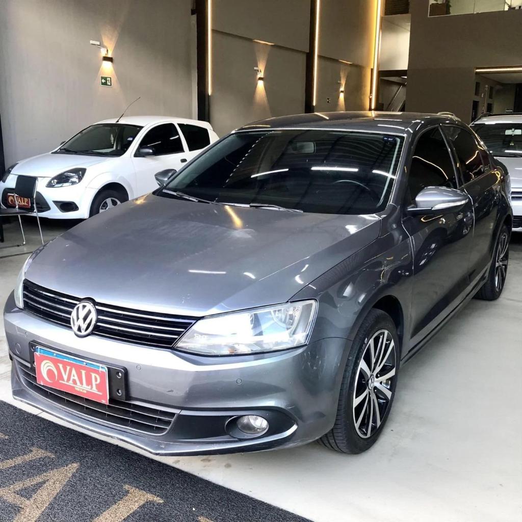 Volkswagen Jetta JETTA Comfortline 2.0 T.Flex 8V 4p Tipt. 2014