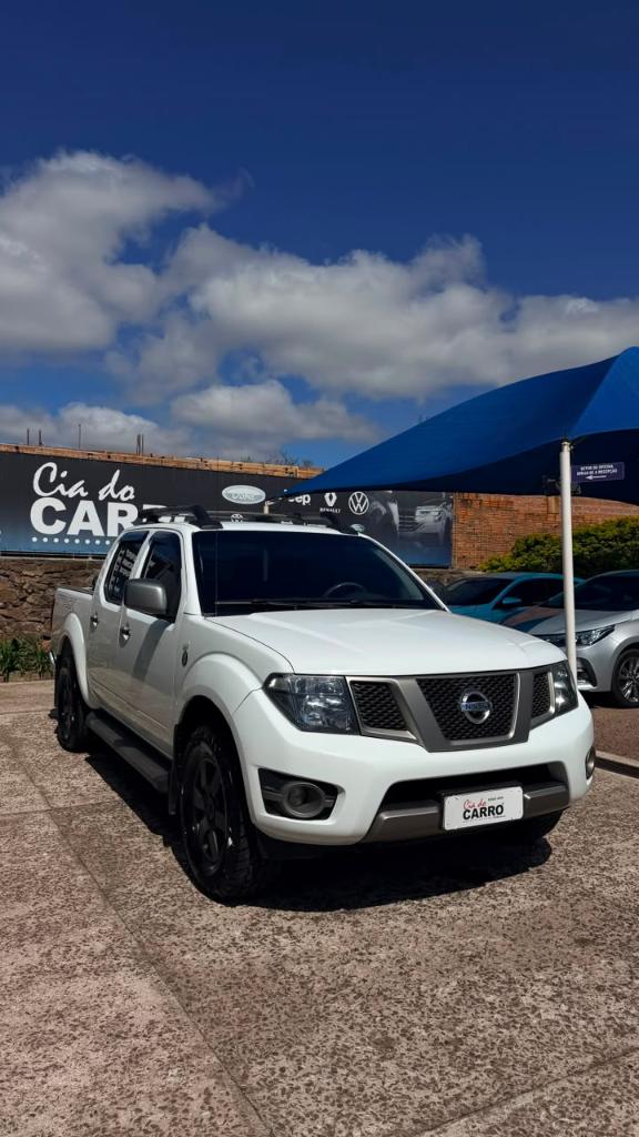 Nissan Frontier SV ATTACK CD 4X2 2.5 TB DIESEL 2013