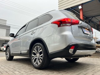 Foto do veículo Mitsubishi Outlander 2.0 16v Cvt