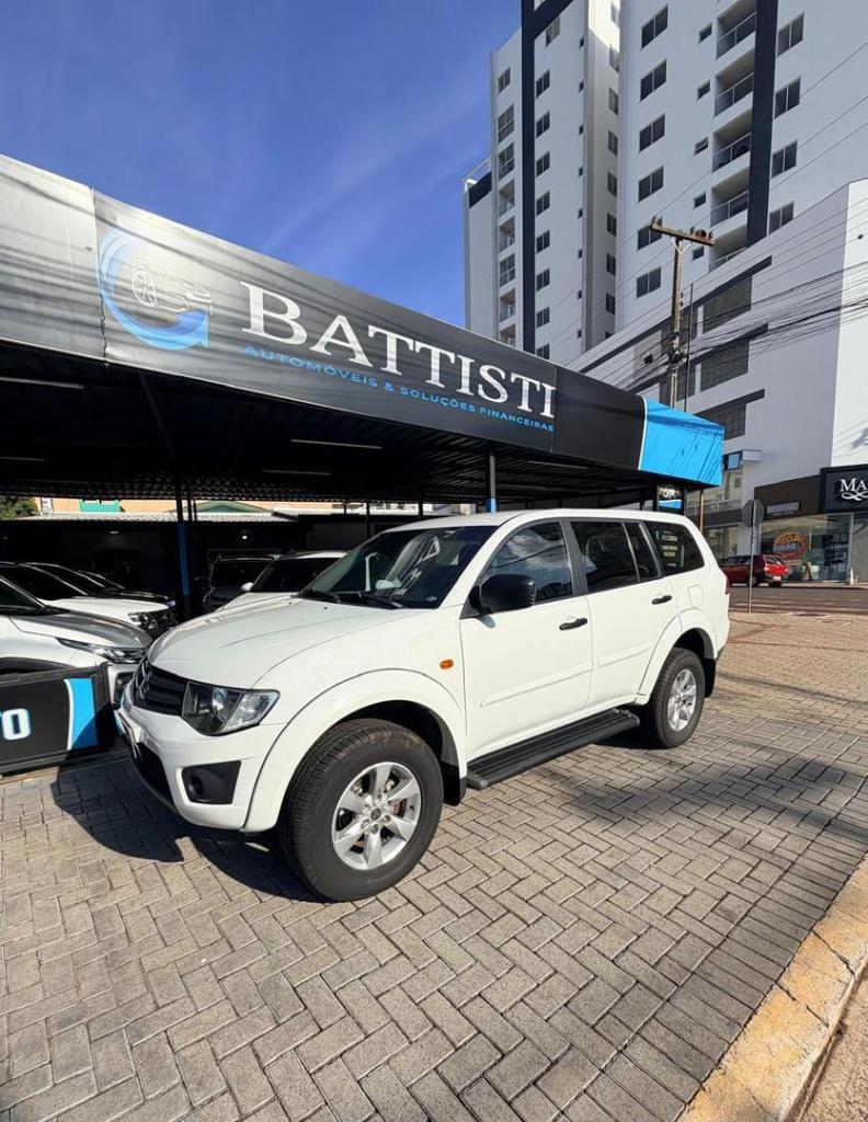 Mitsubishi Pajero 2014