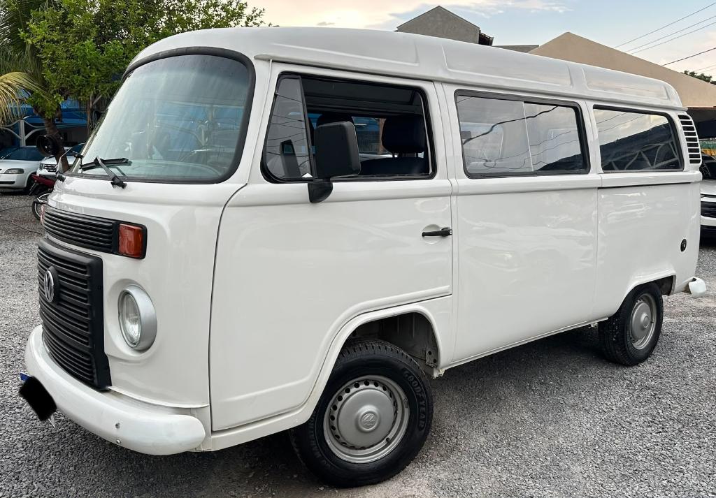 Volkswagen Kombi STANDARD 1.4 MI TOTAL FLEX 8V 2014
