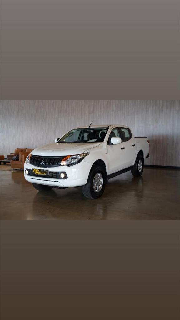 Mitsubishi L200 2022