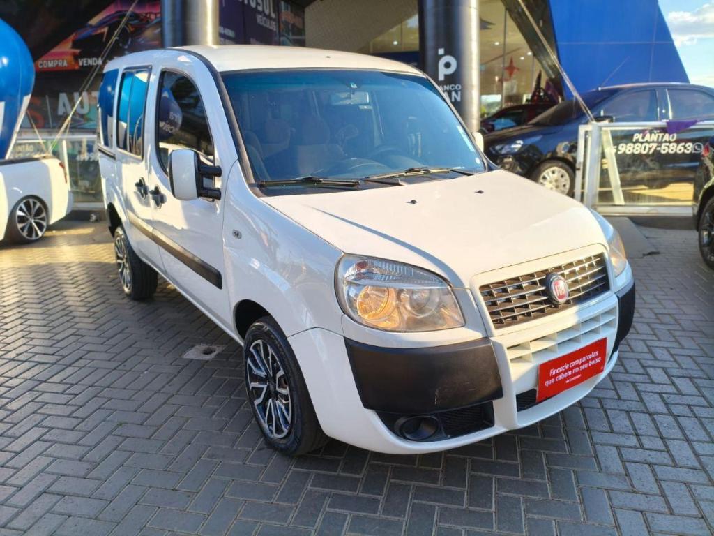 Fiat Doblo Doblo ESSENCE 1.8 Flex 16V 5p 2014