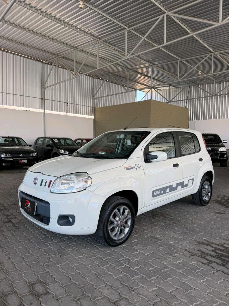 Fiat Uno VIVACE 1.0 EVO FIRE FLEX 8V 3P 2014