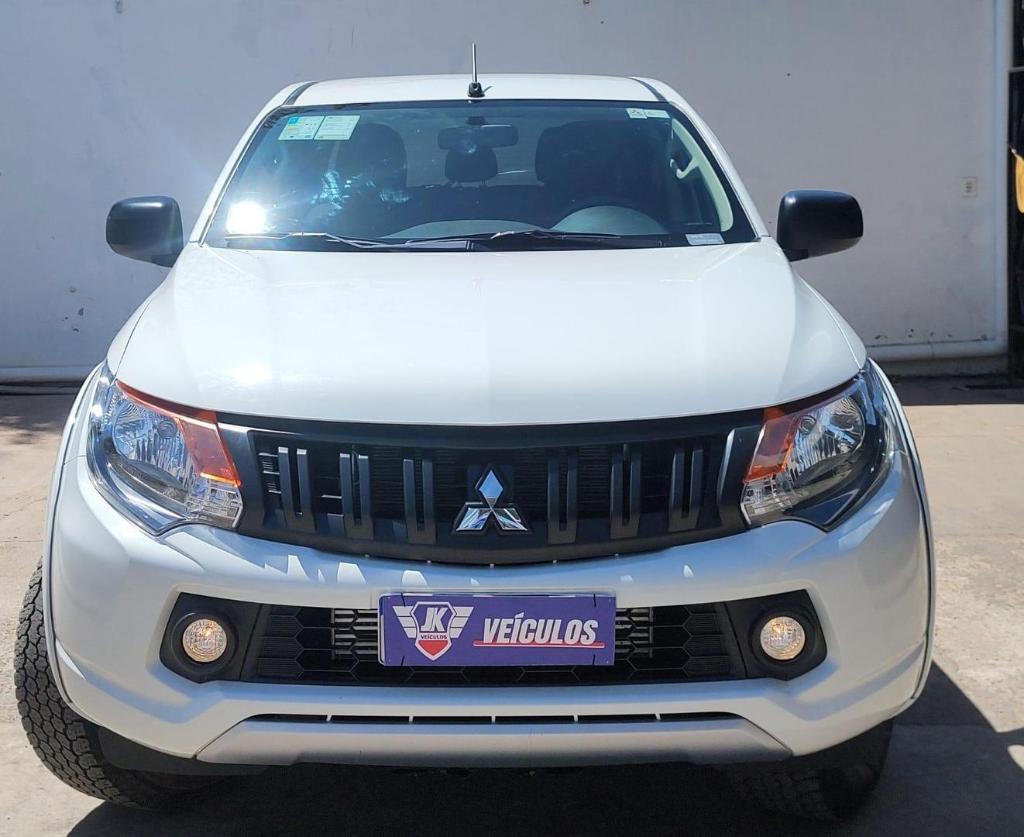 Mitsubishi L200 OTHERS 2025