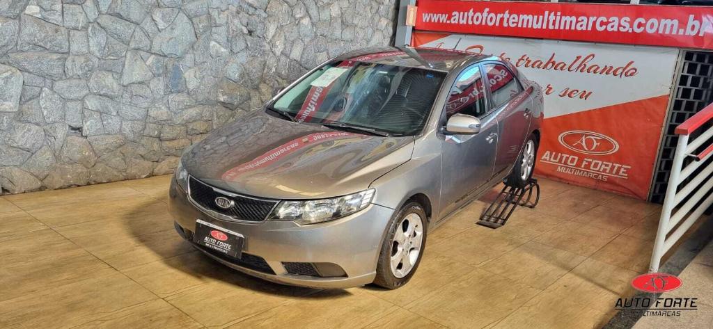 KIA Cerato 1.6 EX SEDAN 16V GASOLINA 4P AUTOMÁTICO 2010