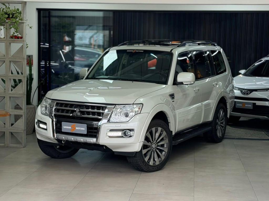 Mitsubishi Pajero HPE FULL 3.8 V6 250CV 3P AUT. 2019