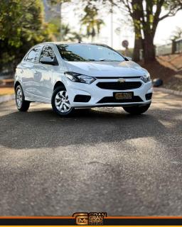 Foto do veículo Chevrolet Onix Hatch Lt 1.0 8v Flexpower 5p Mec.