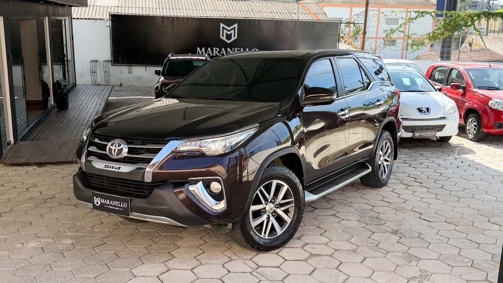 Toyota Hilux Sw4