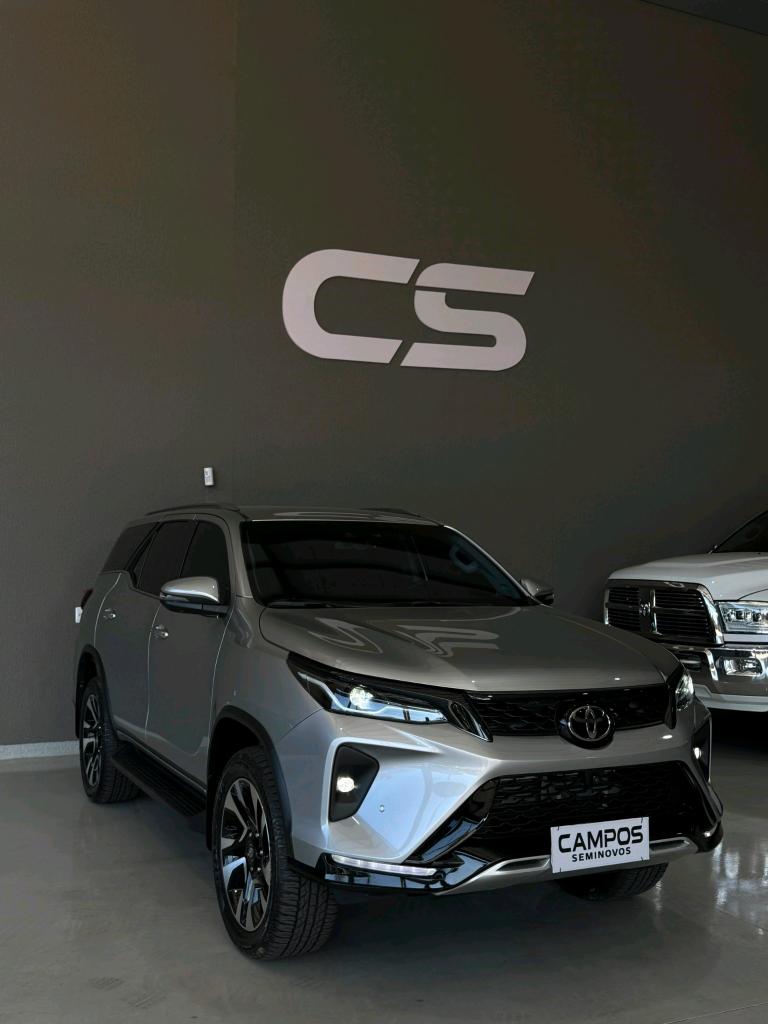 Toyota Sw4 2.8 Tdi Srx Platinum 7l Auto 4wd 2024