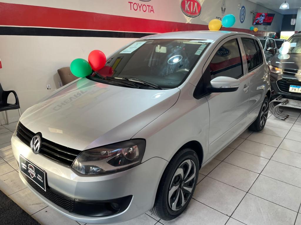 Volkswagen Fox 1.0 Vht Total Flex 2011