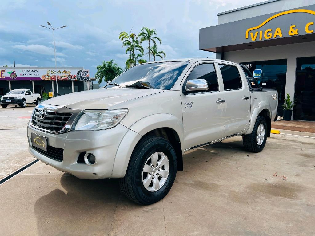Toyota Hilux 2.7 SRV 4X2 CD 16V FLEX 4P AUTOMÁTICO 2015