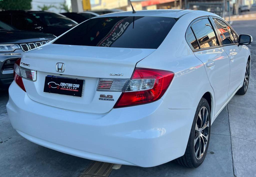 Honda Civic 2.0 LXR 16V FLEX 4P AUTOMÁTICO 2016
