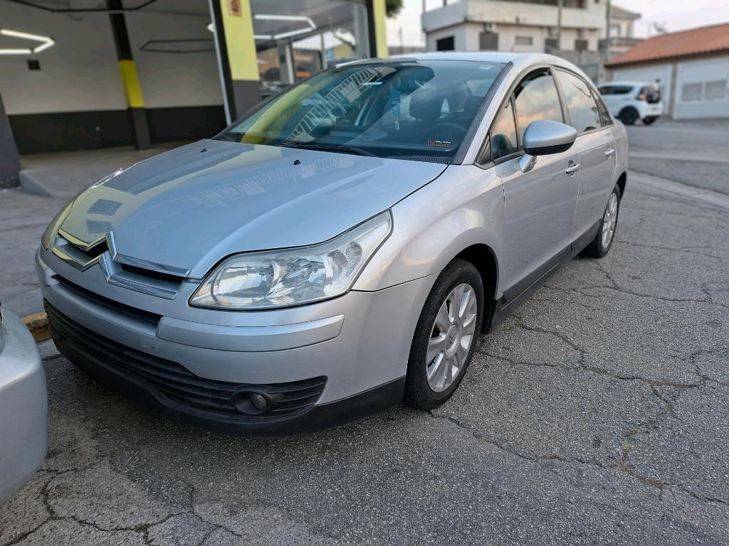 Citroën C4 GLX 2.0 AT FLEX 2012