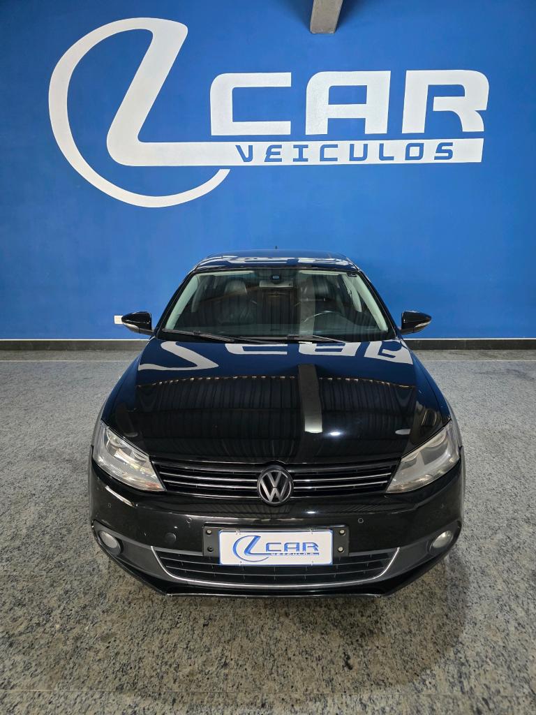 Volkswagen Jetta JETTA Highline 2.0 TSI 16V 4p Tiptronic 2012