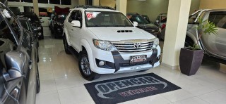 Foto do veículo Toyota Hilux Sw4 Srv D4-d 4x4 3.0 Tdi Dies. Aut