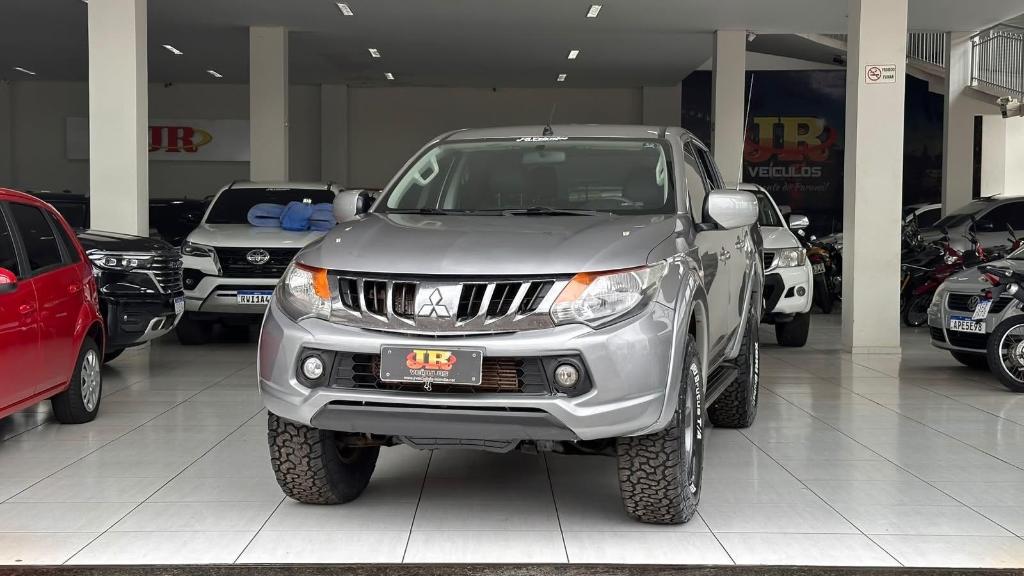 Mitsubishi L200 Triton Sport 2.4 D Gls Auto 4wd 2019