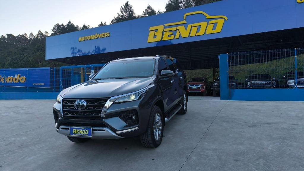 Toyota Hilux Sw4
