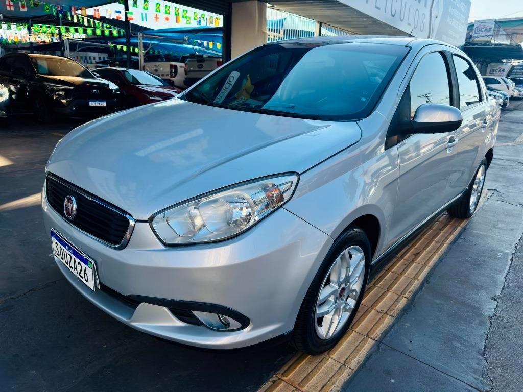 Fiat Grand Siena Siena 1.6 Essence Dualogic 2017
