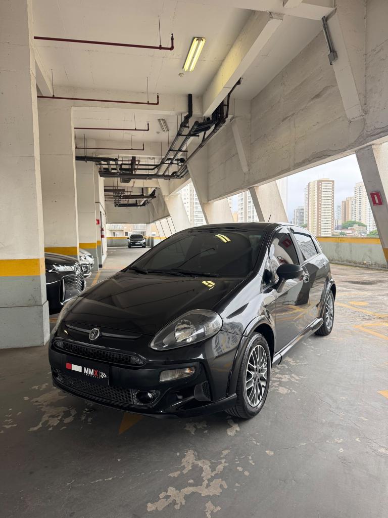 Fiat Punto BLACKMOTION 1.8 DUALOGIC FLEX 2014