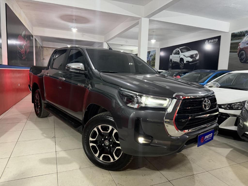 Toyota Hilux HILUX CD SRV 4X4 2.8 TDI DIESEL AUT. 2025