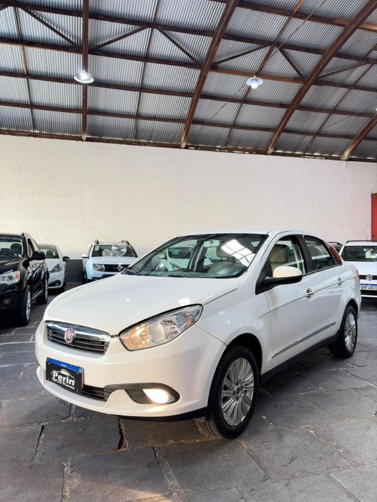 Fiat Grand Siena 2015