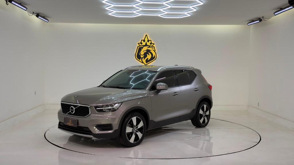 Volvo Xc40 2.0 T4 Momentum Auto - Automática