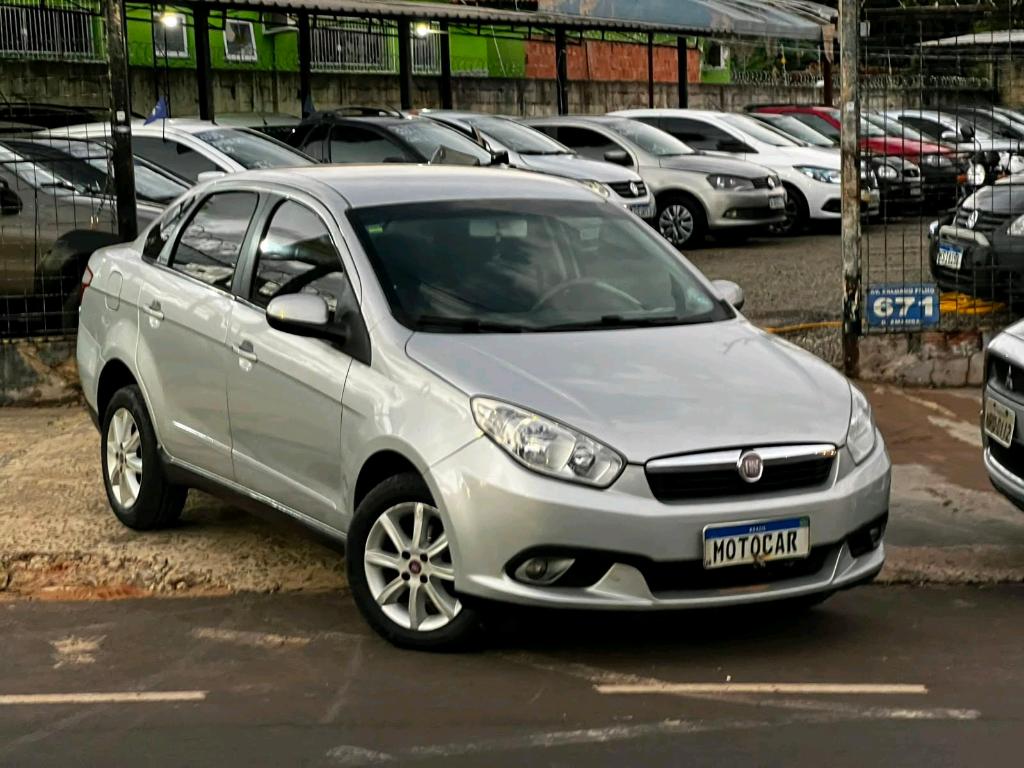 Fiat Grand Siena Grand Siena ATTRAC. 1.4 EVO F.Flex 8V 2013