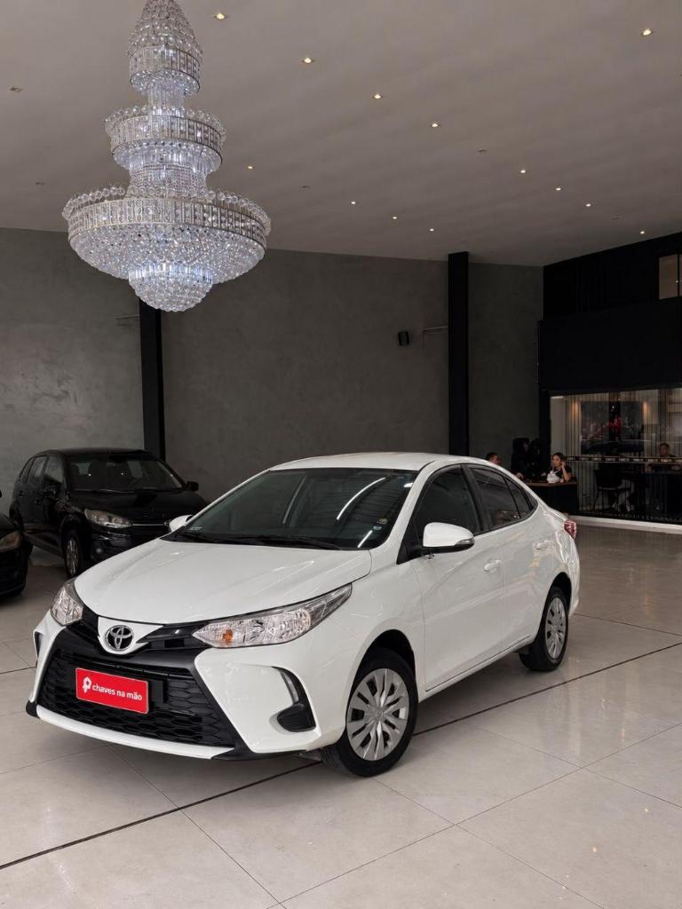 Toyota Yaris XL LIVE SEDAN 1.5 FLEX 16V 4P AUT. 2024