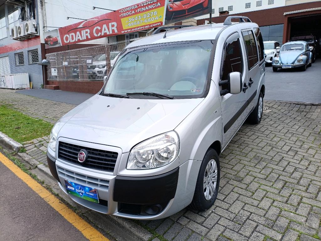 Fiat Doblo ESSENCE 1.8 16V FLEX 2012