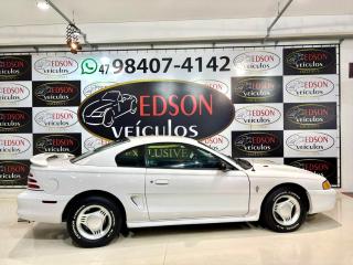 Foto do veículo Ford Mustang 3.8 V6