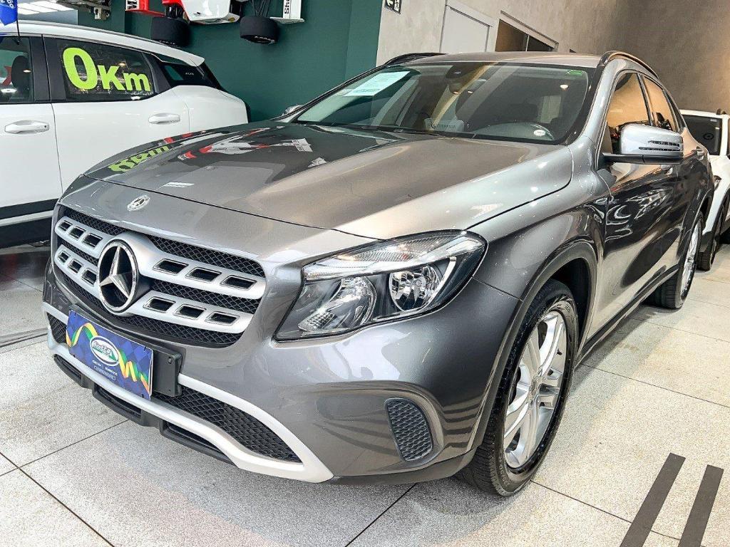 Mercedes-Benz B 200 Gasolina 2018