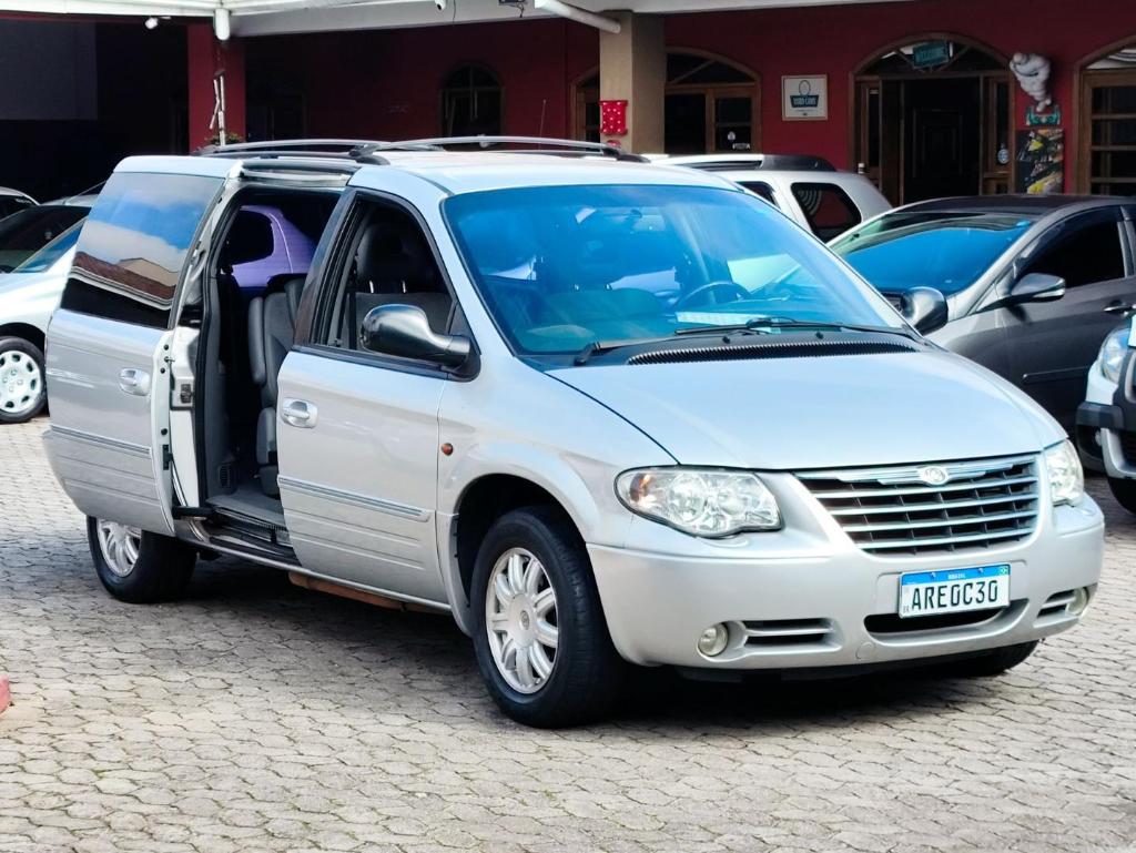 Chrysler Grand Caravan LIMITED 3.3 AT 2007