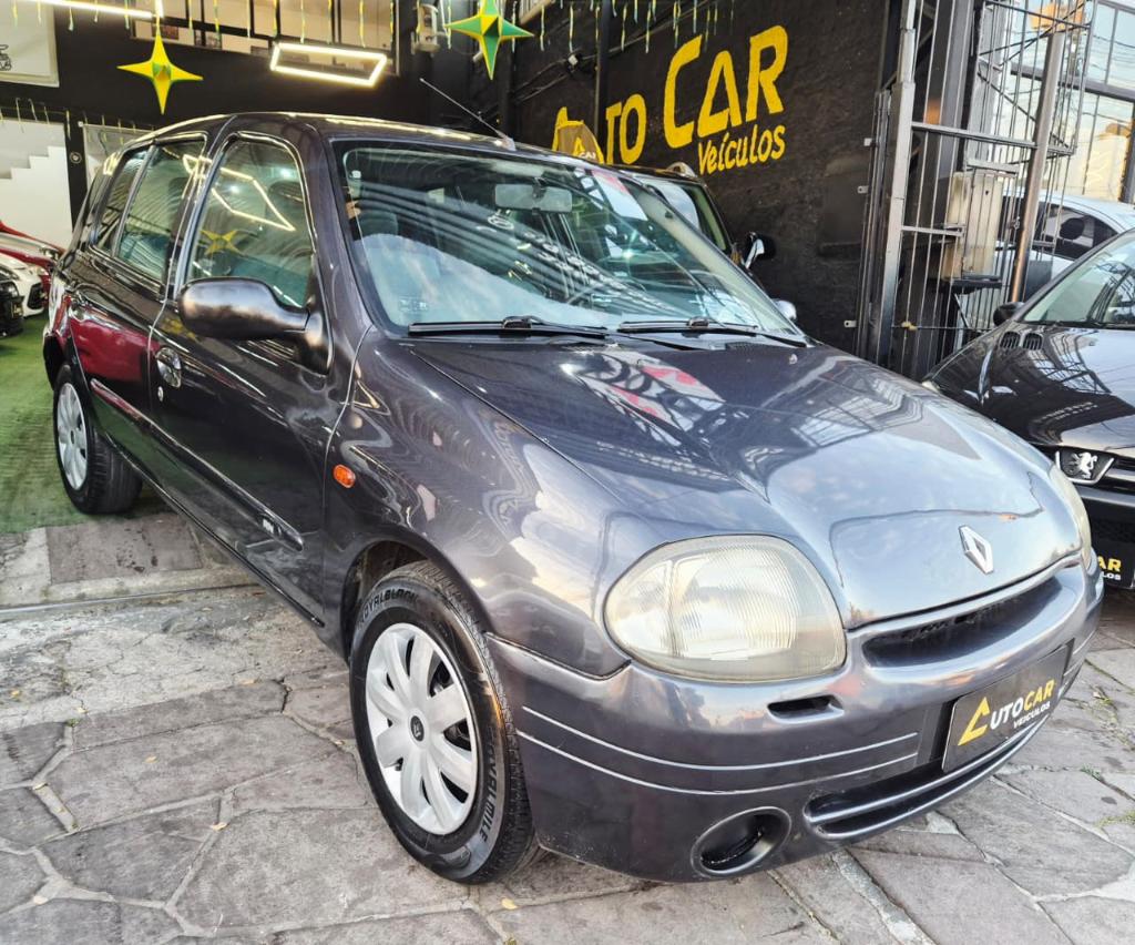 Renault Clio 2003