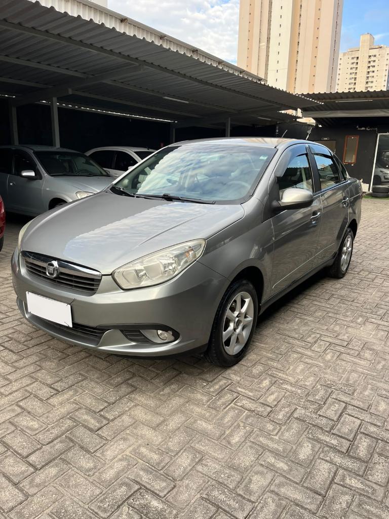 Fiat Grand Siena Siena 1.4 Attractive 2014
