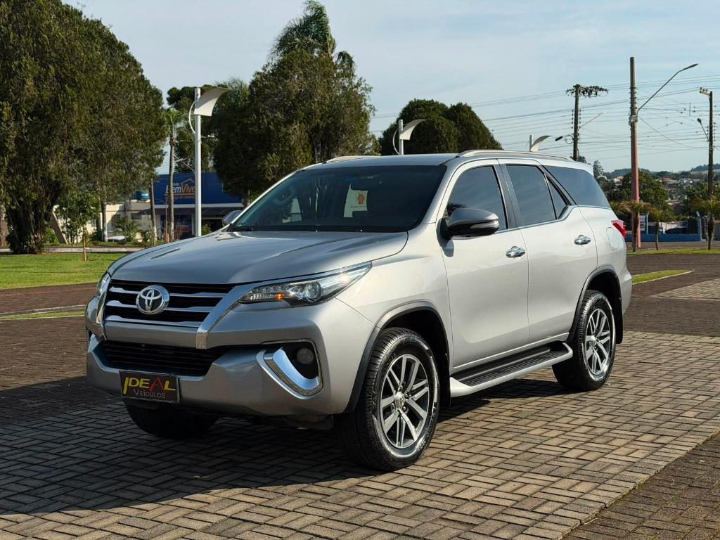 Toyota Hilux Sw4 2016