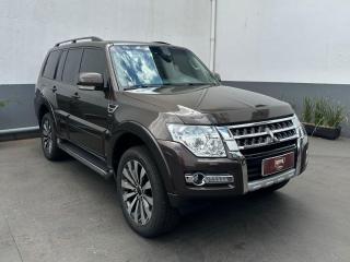 Foto do veículo Mitsubishi Pajero 3.2 Di-d Full 3d Hpe Auto 4wd