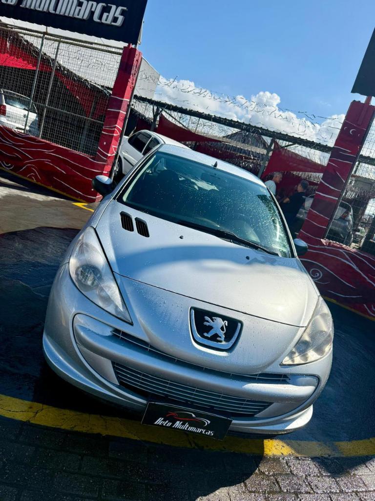 Peugeot 207 207 Active 1.4 Flex 8V 5p 2014