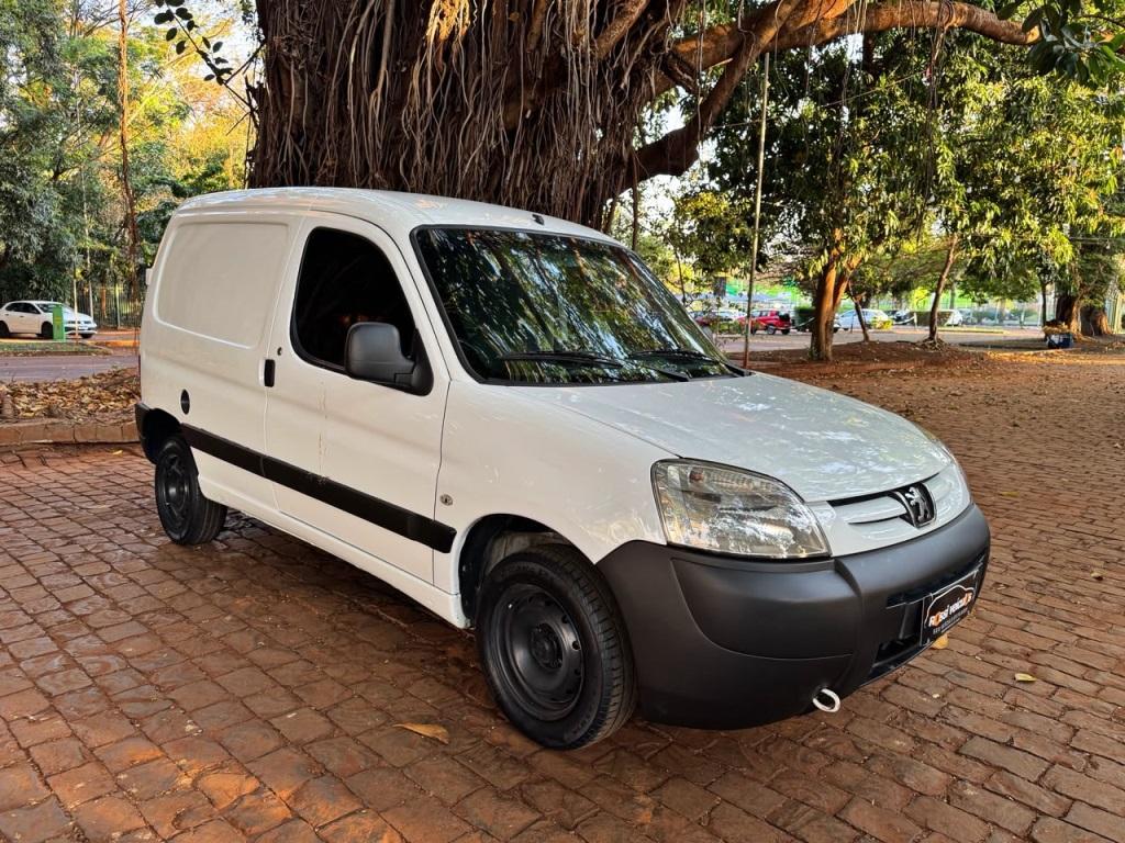 Peugeot Partner Partner Furgão 1.6 16V/ 1.6 16V Flex 3p 2013