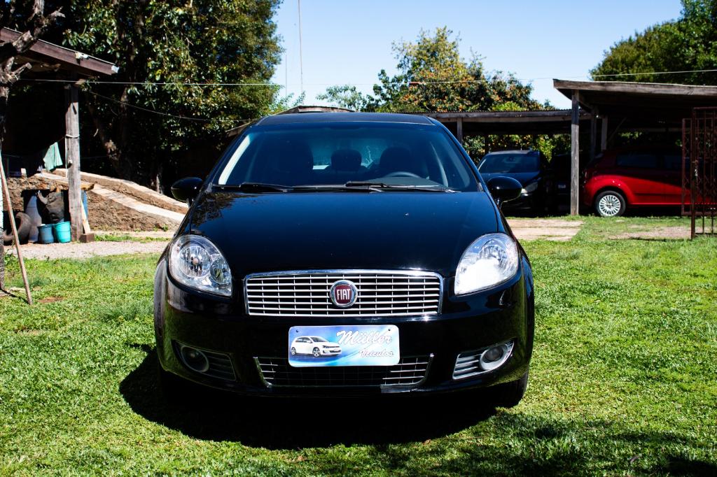 Fiat Linea LX 1.9 16V DUALOGIC FLEX 2010
